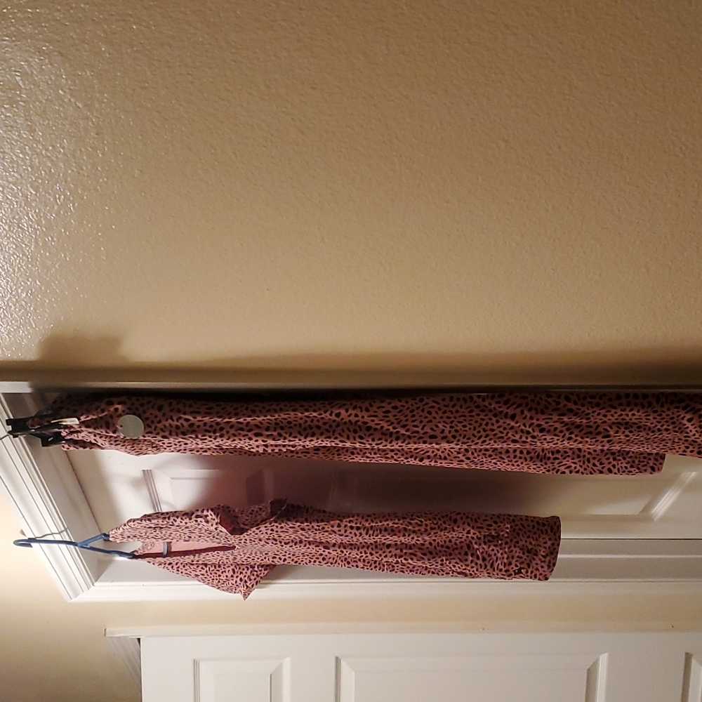 Pink by Victoria Secret Top & Leggings